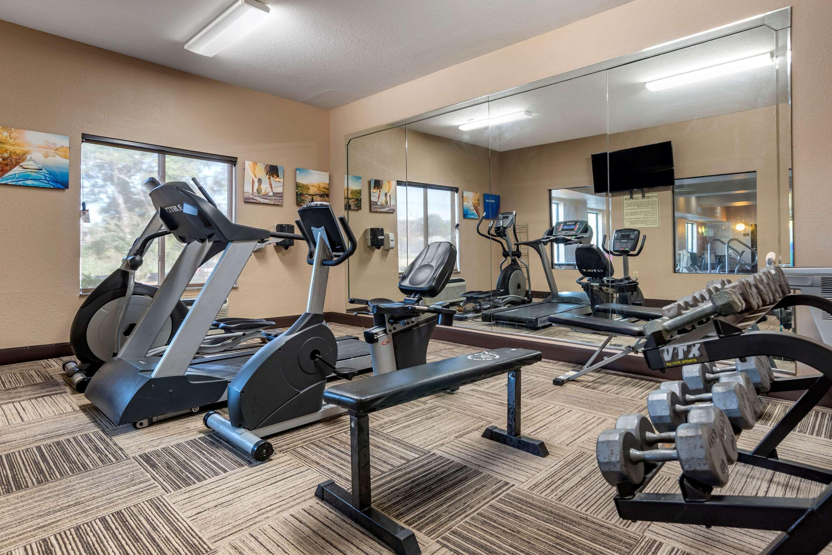קלינטון Comfort Inn & Suites מראה חיצוני תמונה