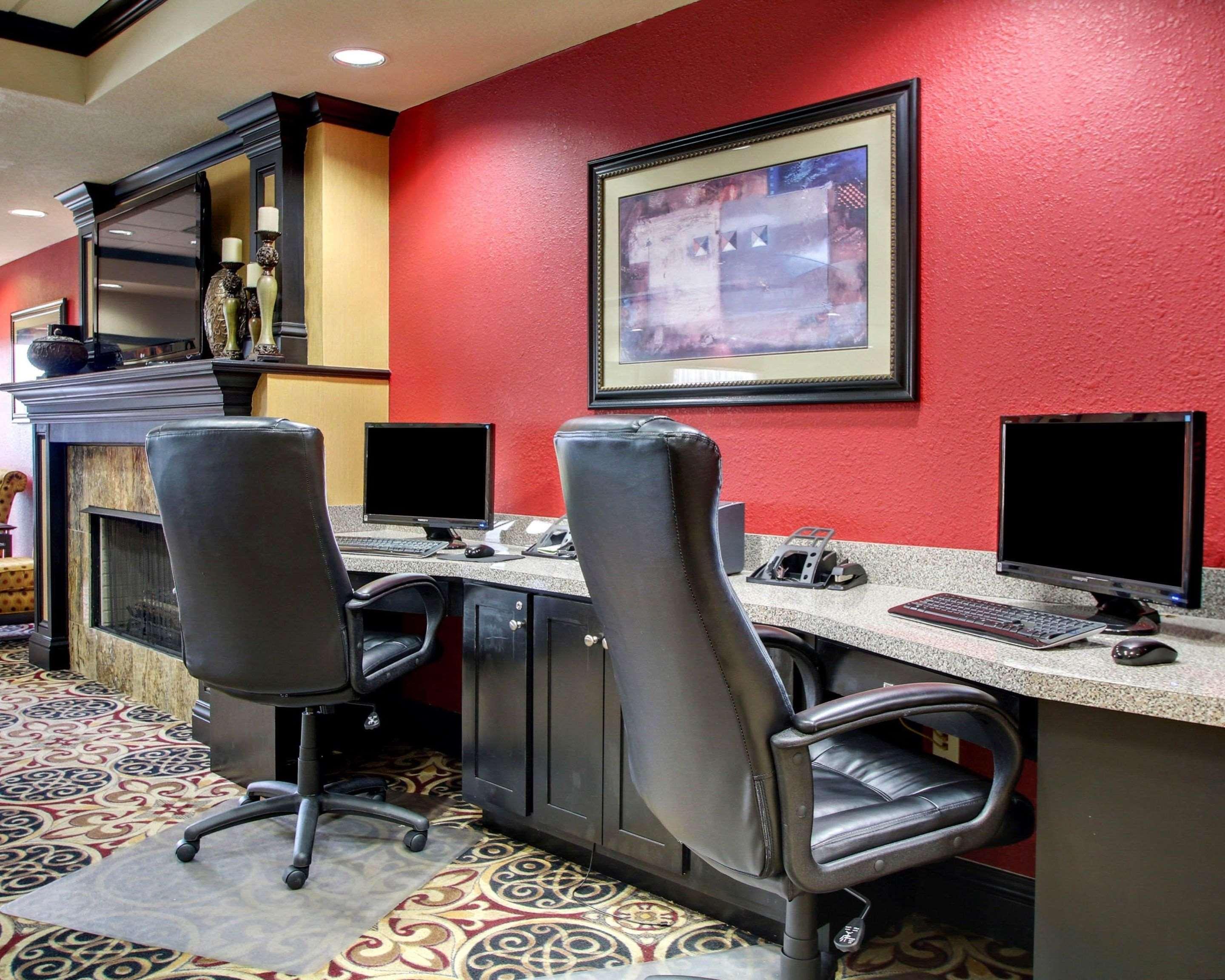 קלינטון Comfort Inn & Suites מראה חיצוני תמונה